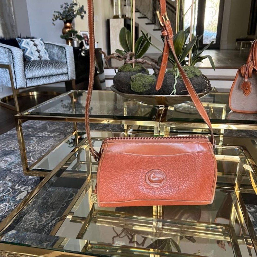 Vintage Original Dooney & Bourke Crossbody